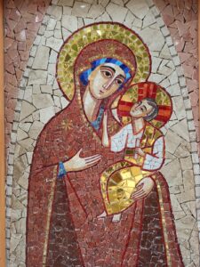 mozaika Panny Marie na poutním místě lutršték, ikona, kostel, studánka